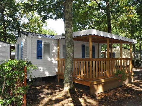 MOBILHOME 4 personnes - CONFORT  23m² - 2 chambres + terrasse couverte