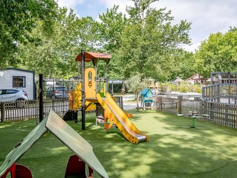 Flower Camping la Canadienne - Camping Gironde