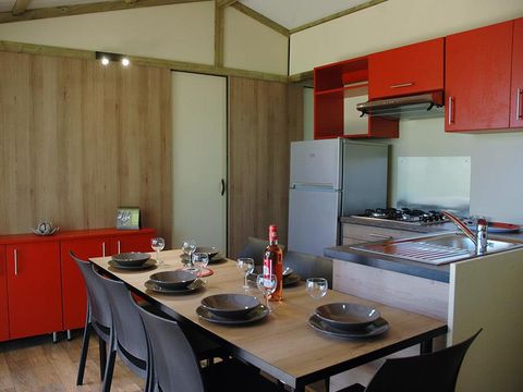 CHALET 6 personnes - EDEN - TV - 54m² avec terrasse couverte - 3 chambres