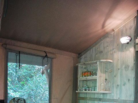 TENTE TOILE ET BOIS 6 personnes - Lodge WOODY 50m² avec terrasse couverte - 3 chambres (avec sanitaires)