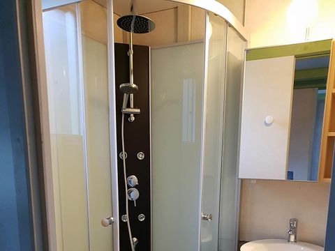 CHALET 5 personnes - Club 5 - 32m² avec terrasse couverte - 2 chambres