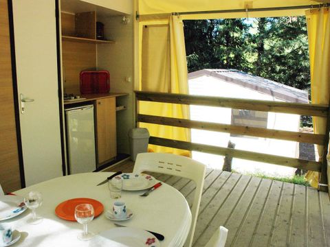 BUNGALOW TOILÉ 4 personnes - TITHOME 21m² / 2 chambres (sans sanitaires)