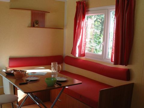 MOBILHOME 4 personnes - 4 - 33m² avec  terrasse couverte / 2 chambres