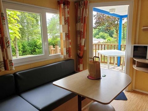 MOBILHOME 4 personnes - M54 - 26m² avec terrasse semi couverte / 2 chambres