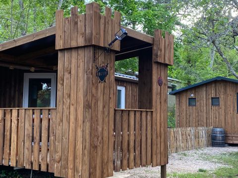 MOBILHOME 4 personnes - Mobil-home bois - 26m² avec terrasse couverte / 2 chambres