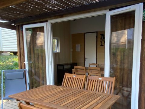 MOBILHOME 4 personnes - CABANE 21m² / 2 chambres (sans sanitaires)