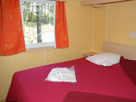MOBILHOME 4 personnes - Mobilhome M7 35m² avec  terrasse couverte / 2 chambres