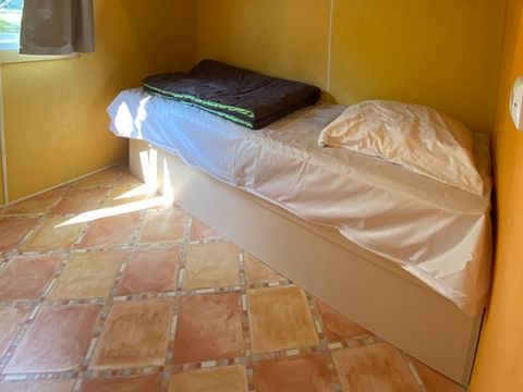 MOBILHOME 4 personnes - Mobilhome M7 35m² avec  terrasse couverte / 2 chambres