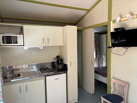 CHALET 5 personnes - Club 5 TV - 32m² avec terrasse couverte - 2 chambres