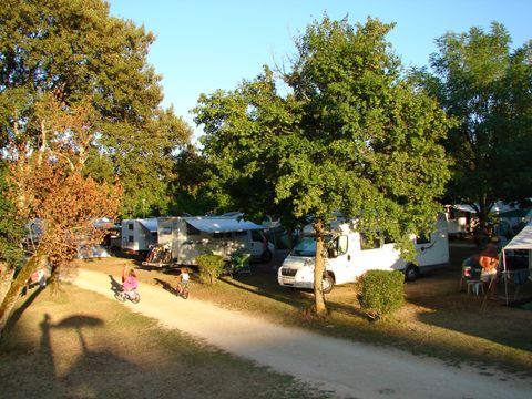 Camping Le Relais du Campeur - Camping Lot - Image N°11