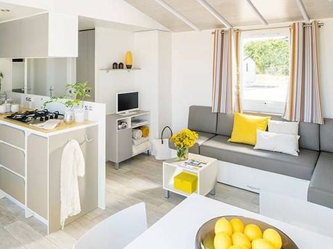 MOBILHOME 6 personnes - Premium Exclusive | 3 Ch. | 6 Pers. | Terrasse simple | Jacuzzi | 2 SDB | Clim. | TV