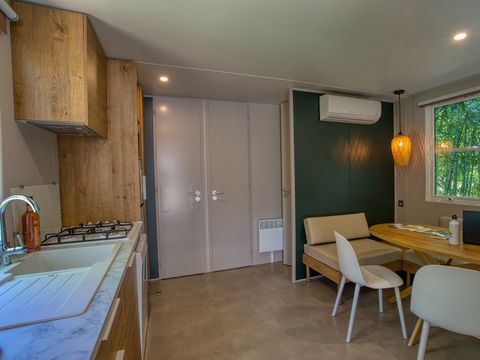 Mobilhome 4 personnes - Premium O'Hara 29-31m² - 2 chambres-4pers - Terrasse semi-couverte - Clim - Lave-vaisselle - TV
