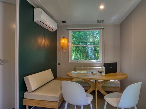 Mobilhome 4 personnes - Premium O'Hara 29-31m² - 2 chambres-4pers - Terrasse semi-couverte - Clim - Lave-vaisselle - TV
