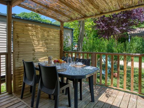 Mobilhome 4 personnes - Premium O'Hara 29-31m² - 2 chambres-4pers - Terrasse semi-couverte - Clim - Lave-vaisselle - TV