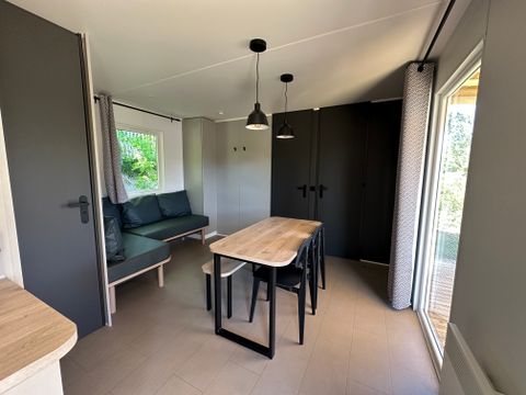 Mobilhome 4 personnes - Confort Riviera 29m² - 2 chambres - Terrasse couverte 18m²