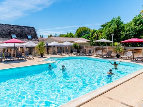 Flower Camping Le Tiradou - Camping Dordogne - Image N°2