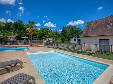 Flower Camping Le Tiradou - Camping Dordogne - Image N°4