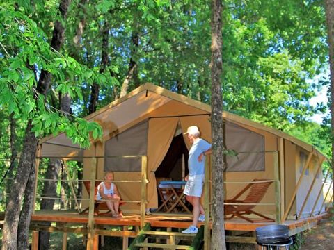 BUNGALOW TOILÉ 4 personnes - Tente Lodge Insolite 2 chambres
