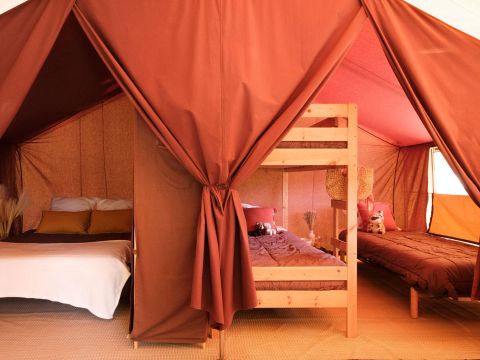 BUNGALOW TOILÉ 4 personnes - Tente Lodge Insolite 2 chambres