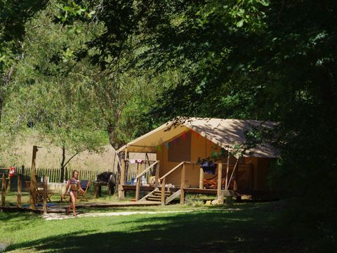 BUNGALOW TOILÉ 4 personnes - Tente Lodge Insolite 2 chambres
