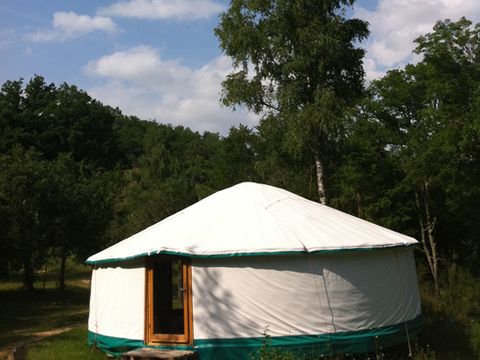Camping Naturiste Domaine De La Taillade - Camping Cantal - Image N°3