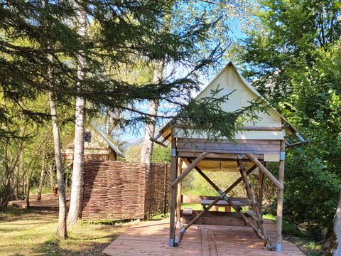 HÉBERGEMENT INSOLITE 1 personne - Bivouac sur Pilotis (sans sanitaires)