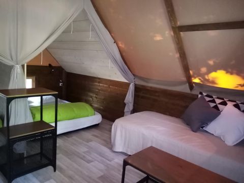 TENTE TOILE ET BOIS 5 personnes - Tente AMAZONE sans sanitaire PRIX POUR 2 PERSONNES
