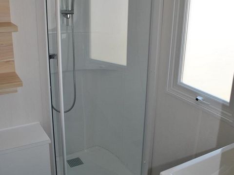 MOBILHOME 4 personnes - Confort - Pradal