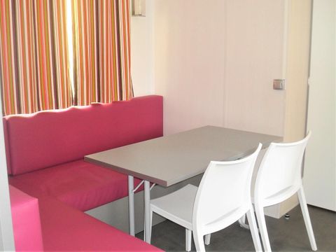 Mobilhome 4 personnes - Mobil-Home PRADAL Confort 32.7m² (2ch 4 pers) - Animaux acceptés 2/4 pers