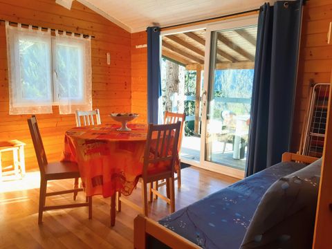 CHALET 5 personnes - Confort - Truyère