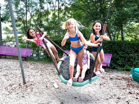 Flower Camping Le Belvédère - Camping Cantal - Image N°10