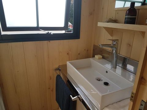 HÉBERGEMENT INSOLITE 4 personnes - CABANE Premium MARILHOU - 2 chambres