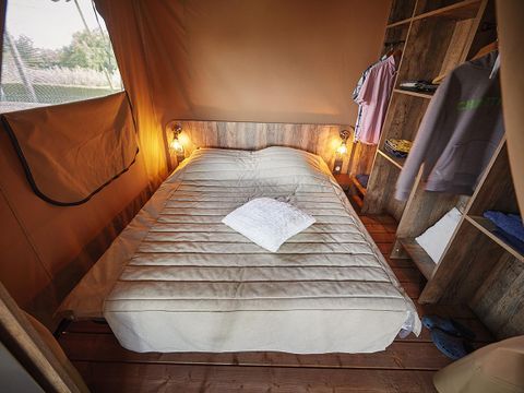 Tente 5 personnes - Tente KENYA Confort 34m² (2ch 5 pers) sans sanitaires 2/5 pers
