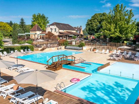 Camping Romanée - Les Grottes De Roffy - Camping Dordogna