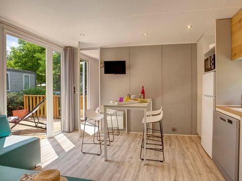 MOBILHOME 4 personnes - Cottage Privilège Plus TV LV Clim - 2 Ch / 2 Sdb - 4 pers