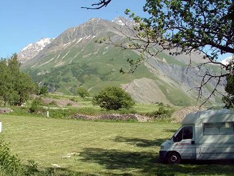 Camping G.C.U. Villar D'Arène - Camping Hautes-Alpes - Image N°2