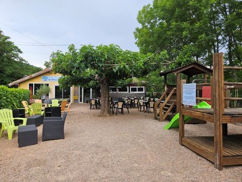 Emplacement - Tente ou Caravane ou Camping car