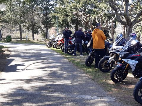 Emplacement - Tente + vélo ou moto