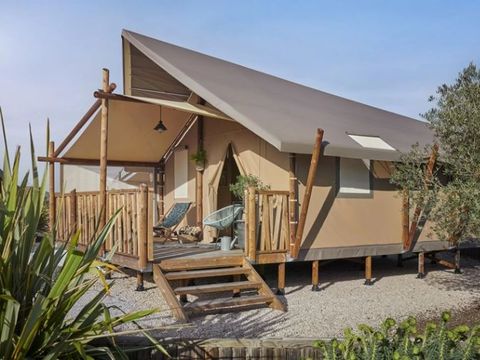 Lodge 4 personnes - Lodge 2 ch 4 pers (sans électricité)