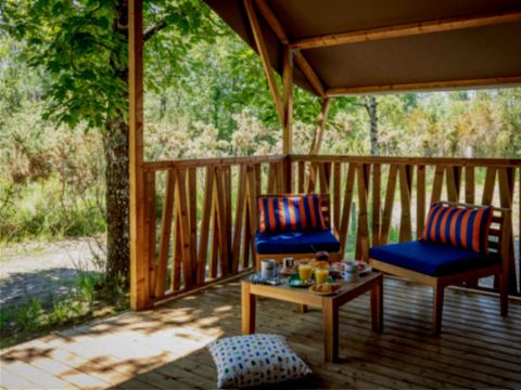 Tente en toile et en bois 4 personnes - Lodge 2ch