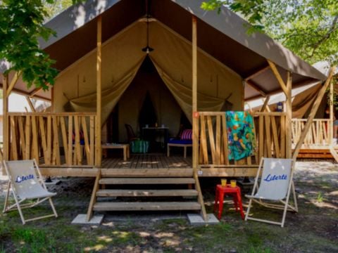 Tente en toile et en bois 4 personnes - Lodge 2ch