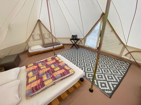 Tente 4 personnes - Tipi équipée