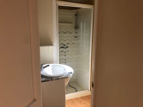 MOBILHOME 6 personnes - Mobil-Home TEXAS : 3 Chambres - TV - Grand Réfrigérateur - Terrasse Couverte - 6 pers