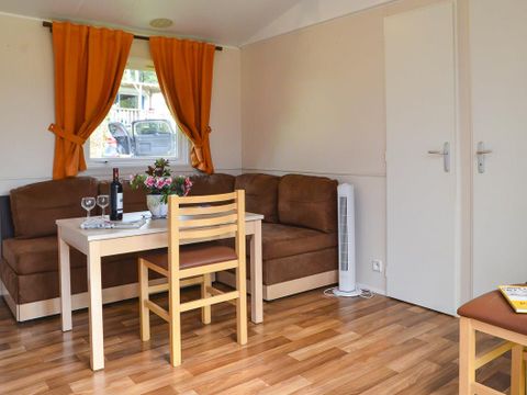 MOBILHOME 4 personnes - avec vue sur l'étang 1/4 pers.