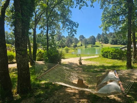 CHALET 2 personnes - Chalet premium Duo surplombant l'étang 1/2 pers