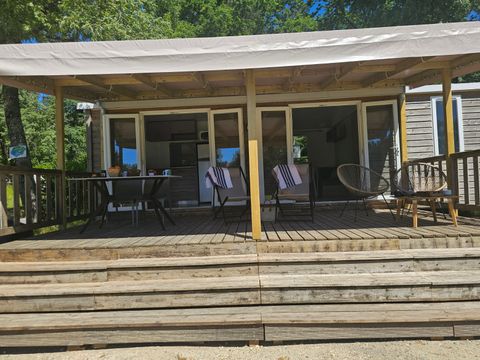 MOBILHOME 4 personnes - Mobil home Premium face à l' étang 1/4 pers