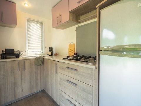 MOBILHOME 4 personnes - Mobil home Premium face à l' étang 1/4 pers
