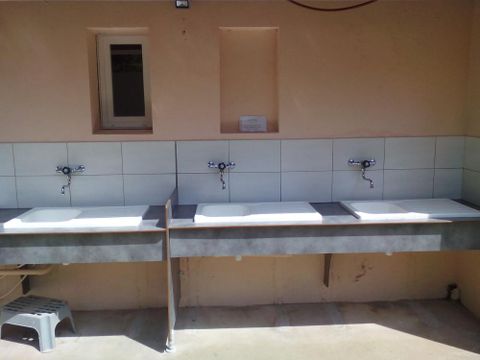 BUNGALOW TOILÉ 4 personnes - sans sanitaires