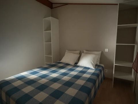 MOBILHOME 6 personnes - Mobil Home Aqua 2 ch 4/6 pers Terrasse Semi-Couverte TV
