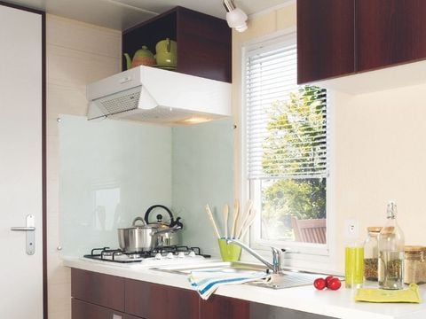 MOBILHOME 6 personnes - 2 Chambres Evasion - TV - CLIM